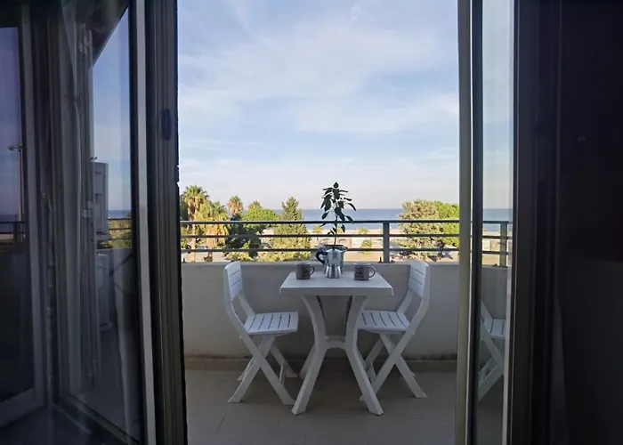 度假居 First Line 索威拉托玛里纳