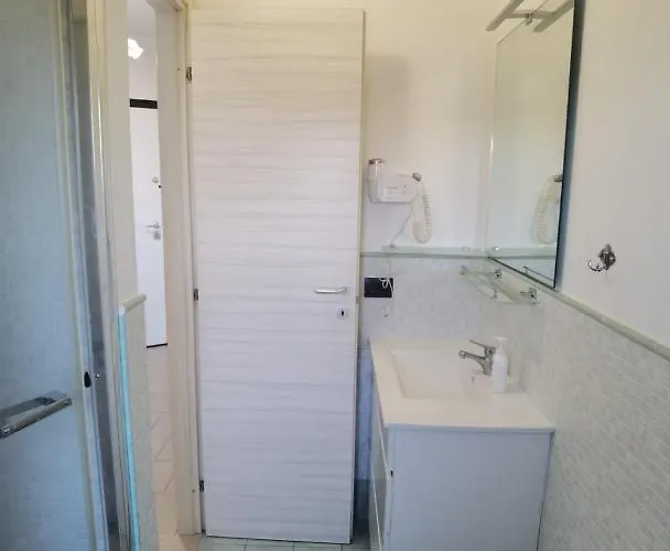 First Line 索威拉托玛里纳